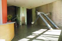L'ingresso (interno)